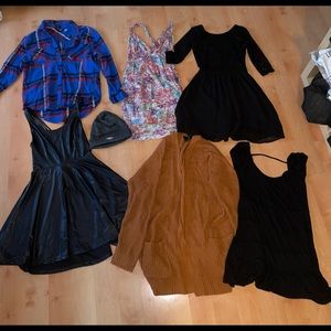 Clothing Lot Urban Outfitters PacSun Forever21 H&M